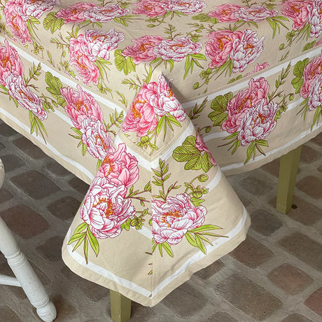 Tablecloth, Eloise Tea Stain,  60" x 90"